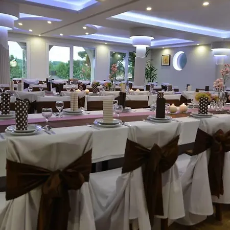 Bed & Breakfast Venusz Panzio Es Vendeglo Bagod