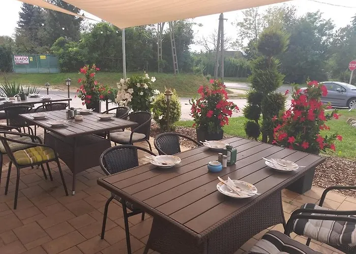 Bed & Breakfast Venusz Panzio Es Vendeglo
